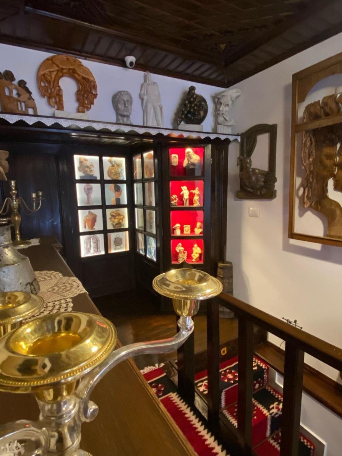 בראט Oda E Skulptorit-Unesco Quarter מראה חיצוני תמונה